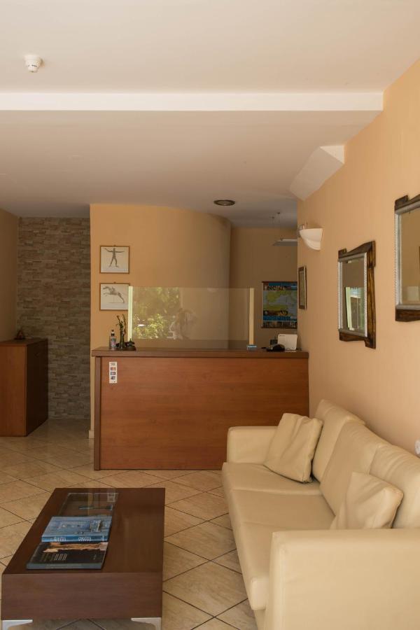 Mirtia Hotel Pefki  Dış mekan fotoğraf